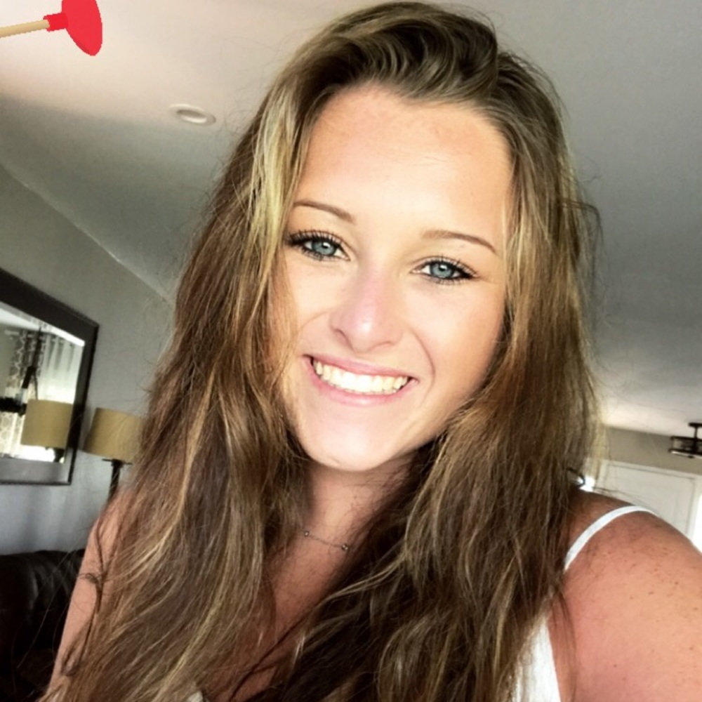 Meet your Posher, Brooke